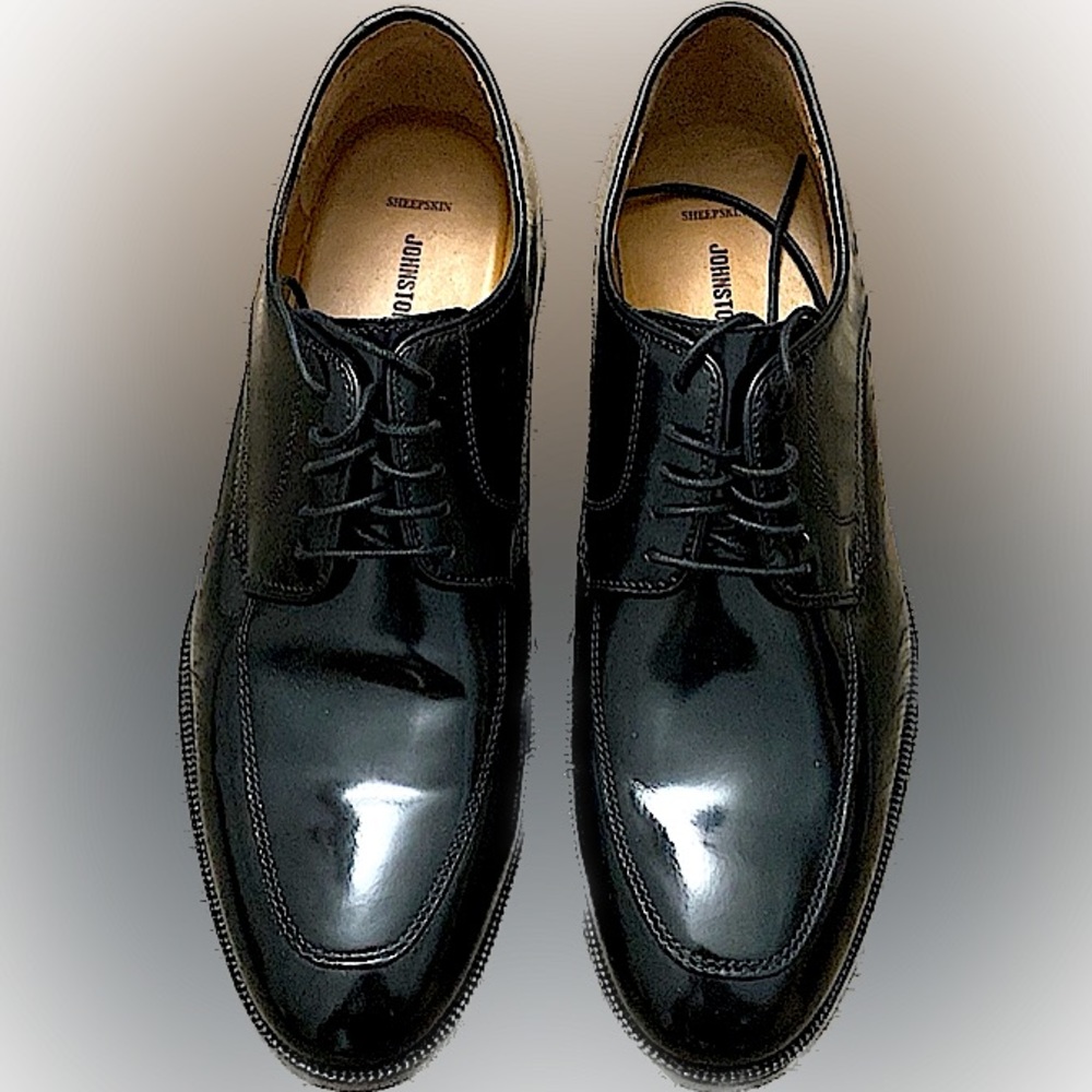 Johnston & Murphy Moc Toe Size 10.5 US Color Black Leather